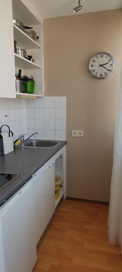 Affordable Studio Near City Center Вена Экстерьер фото