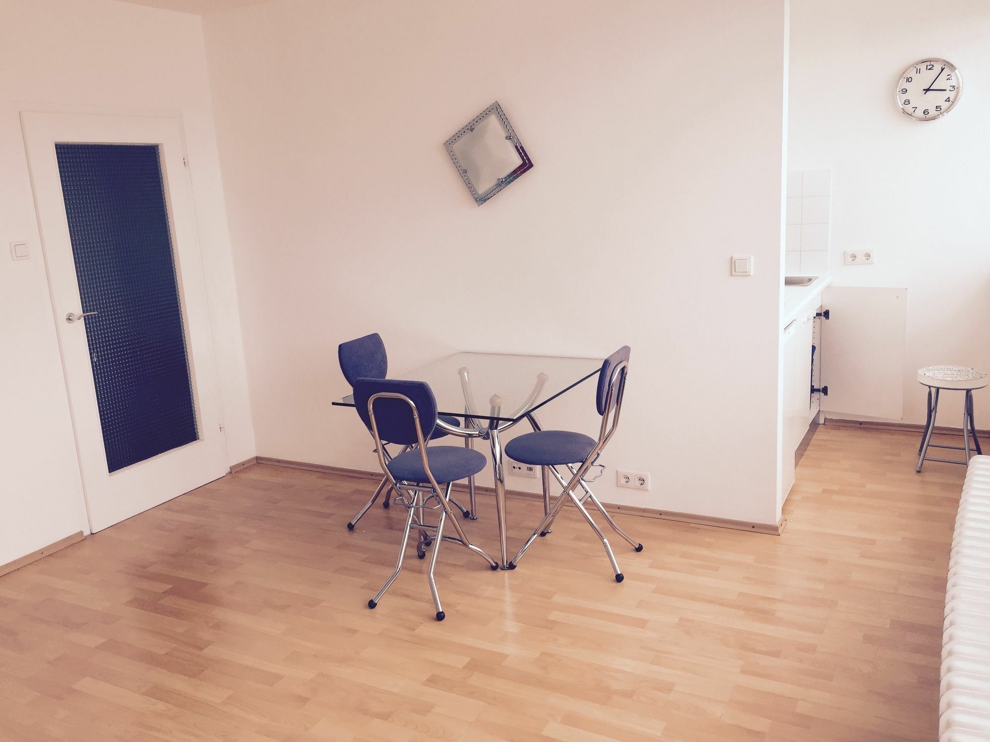 Affordable Studio Near City Center Вена Экстерьер фото